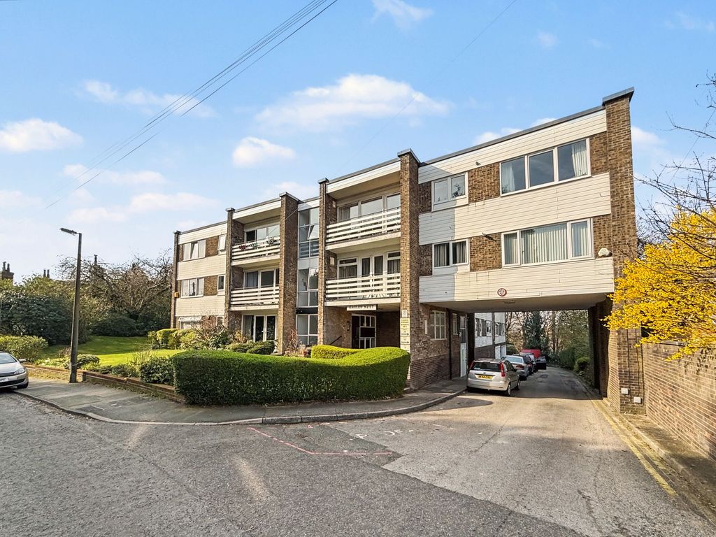 Property photo 1 of 23