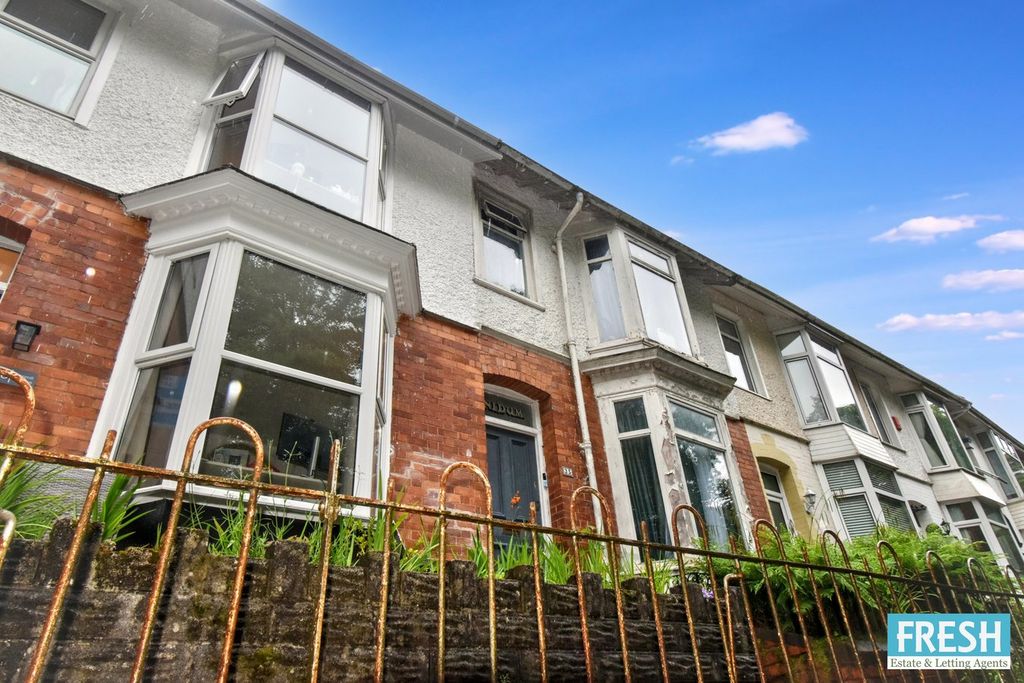 Property photo 1 of 13