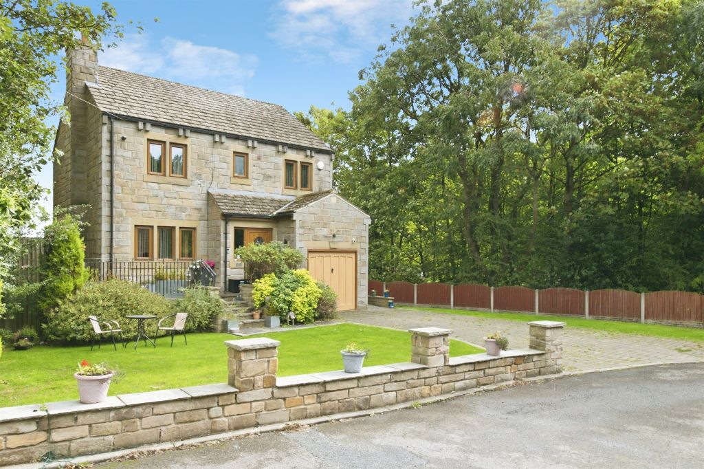 Property photo 1 of 23