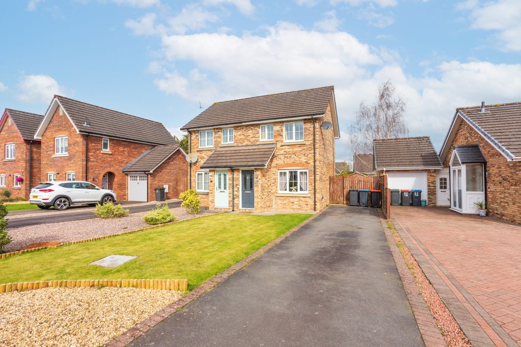 Property photo 1 of 22 External - Front