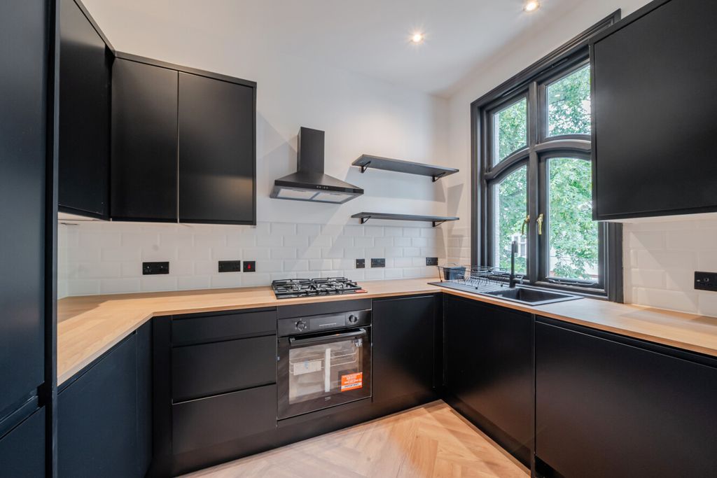 Property photo 3 of 9 1497191-5-6A5F4d1...