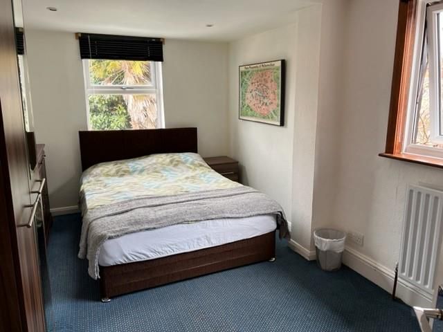 Property photo 2 of 8 Room 3.Jpg