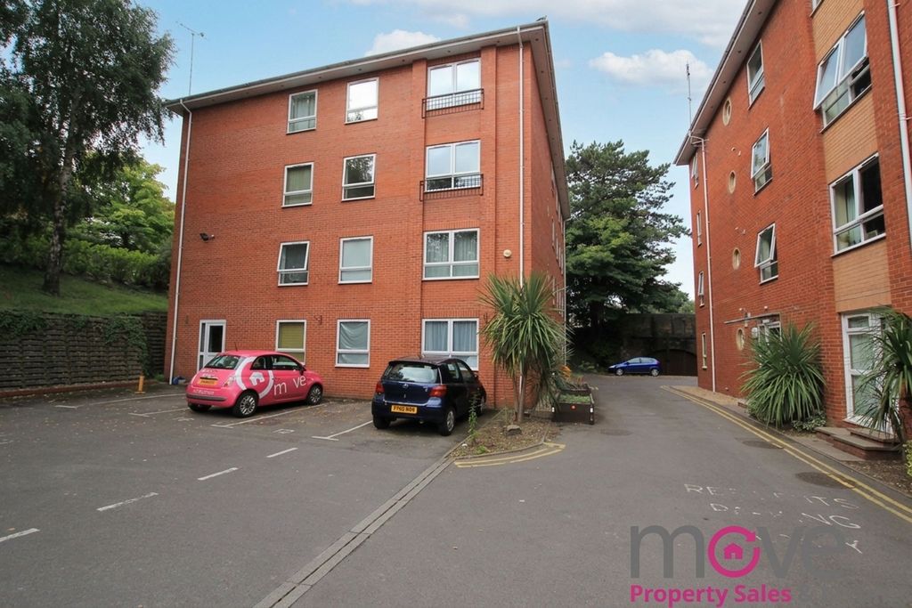 Property photo 1 of 7