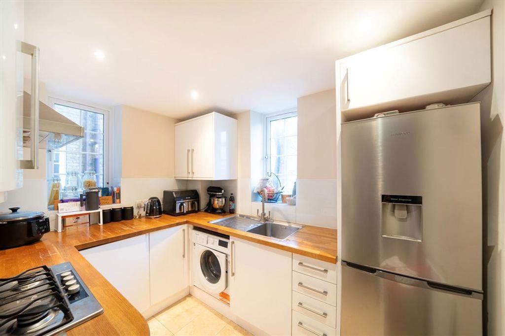 Property photo 3 of 5