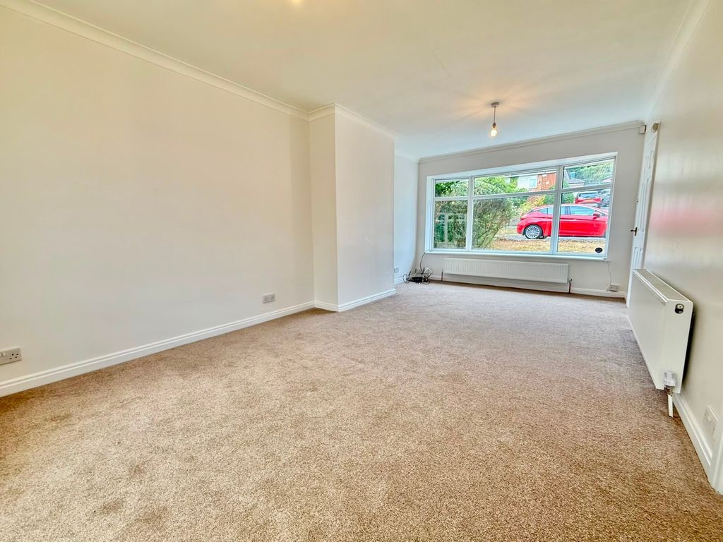 Property photo 3 of 19 Picture No. 33