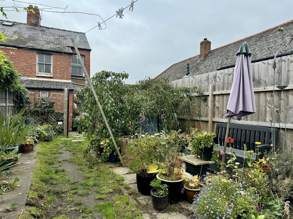Property photo 3 of 16