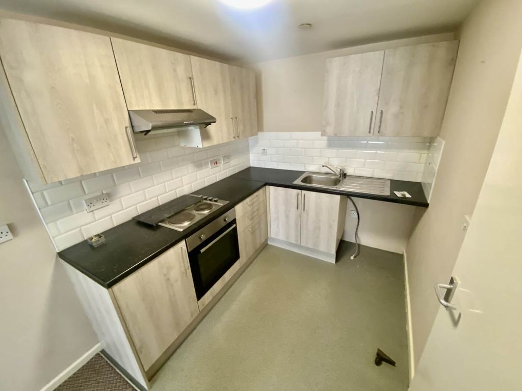 Property photo 3 of 15 Img_5442