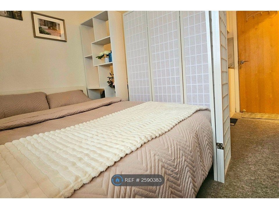 Property photo 2 of 9 Bed