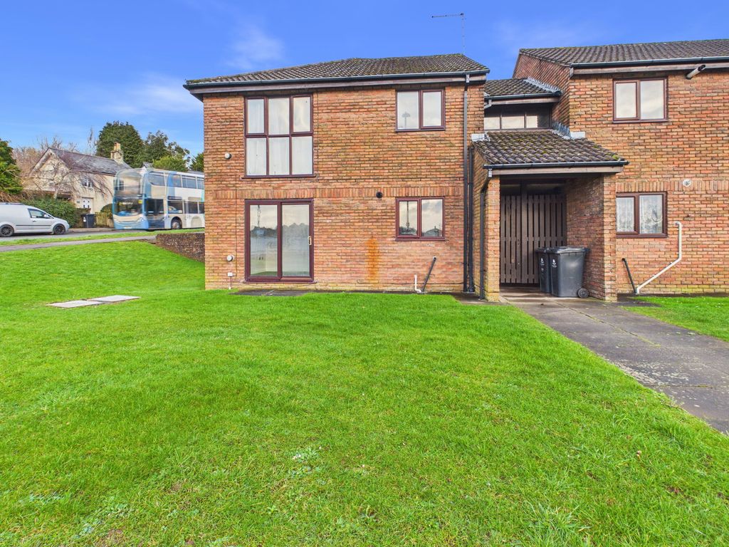 Property photo 1 of 6