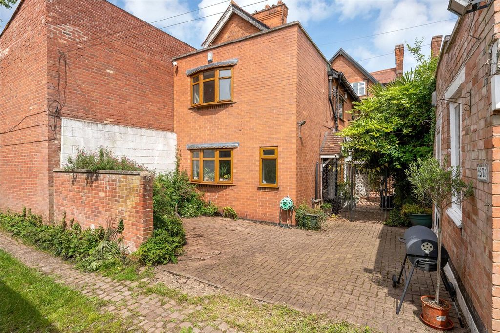 Property photo 3 of 14