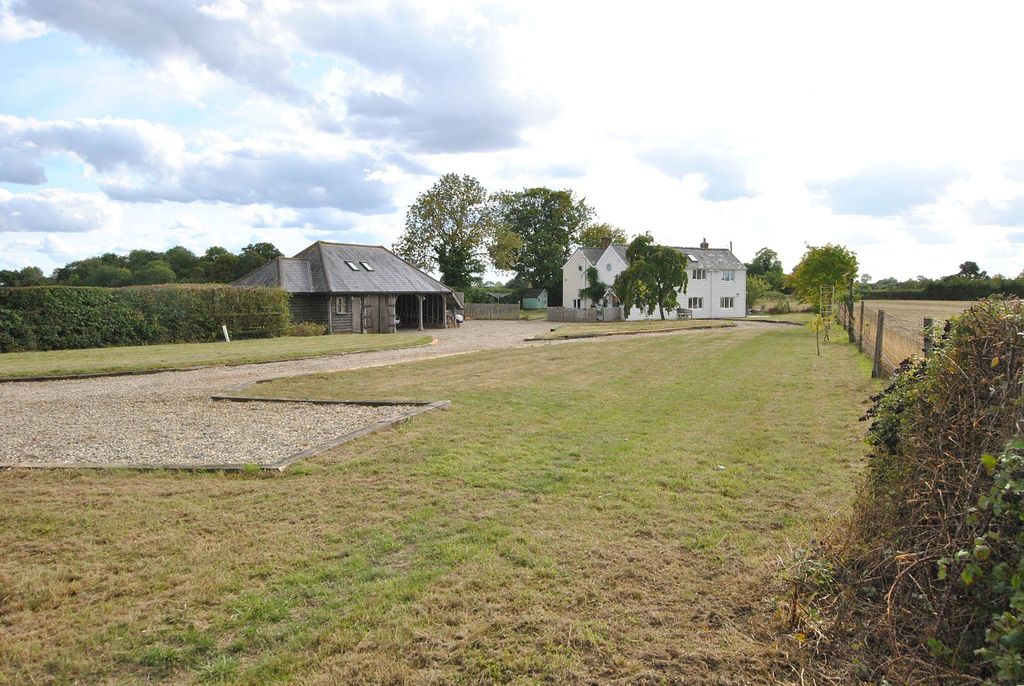 Property photo 1 of 30