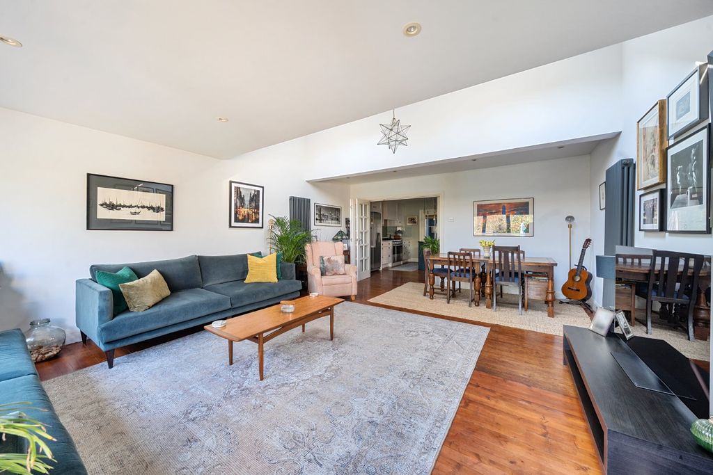 Property photo 3 of 14 Picture No. 04