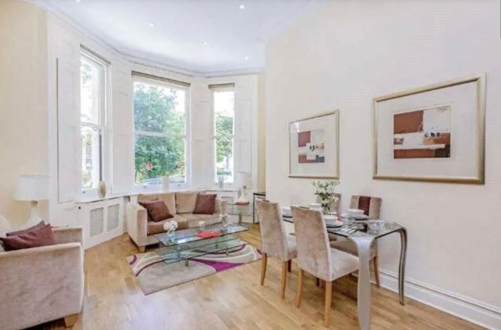 Property photo 2 of 6