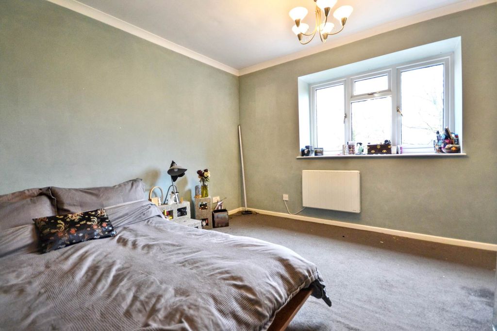 Additional image 13 of 3 bed flat for saleTwyning Manor, Twyning Tewkesbury, Gloucestershire GL20