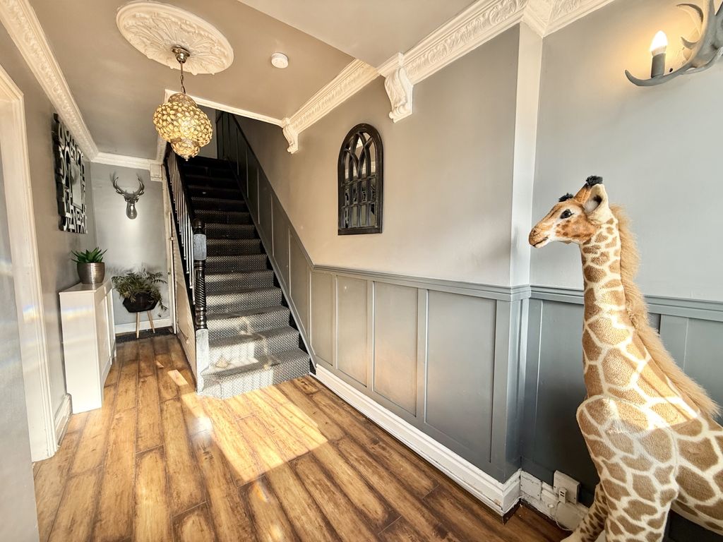 Property photo 2 of 19 Img_7946