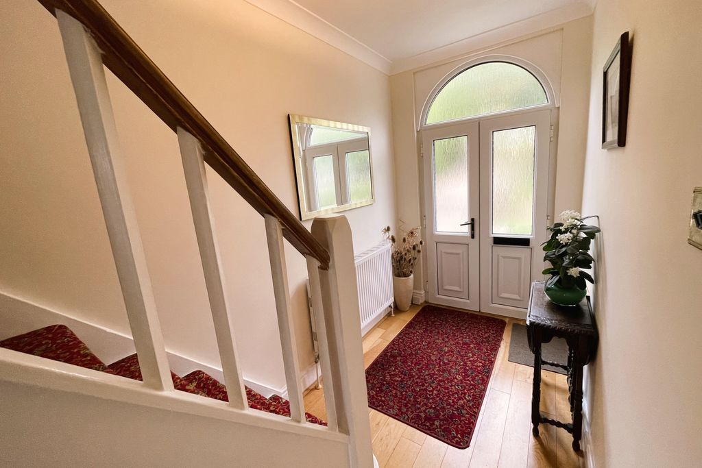 Property photo 3 of 23 3