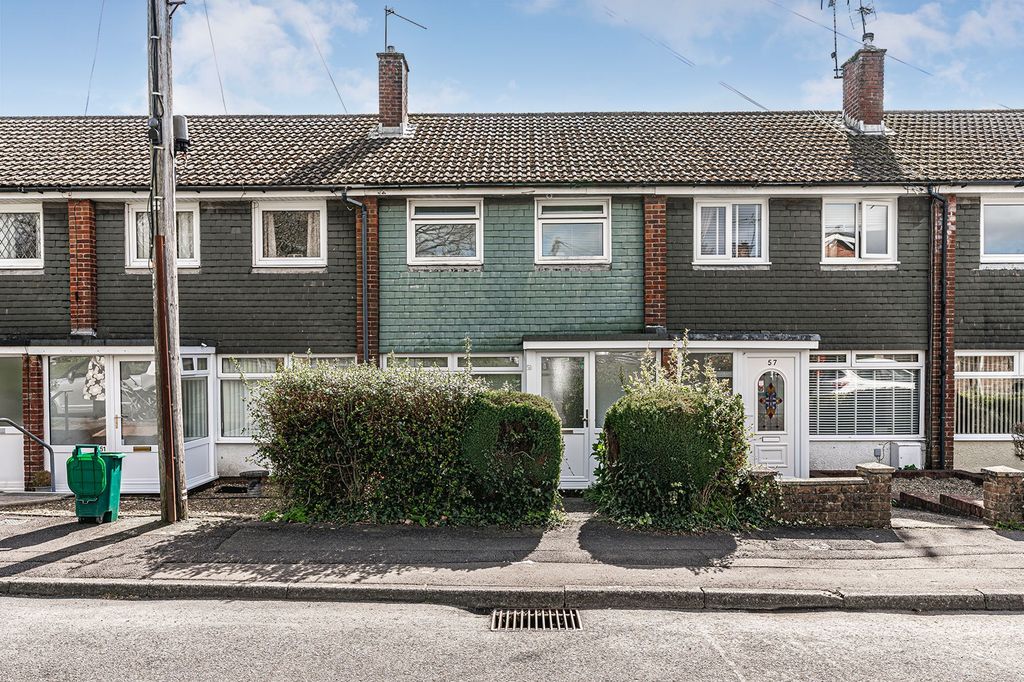 Property photo 1 of 27