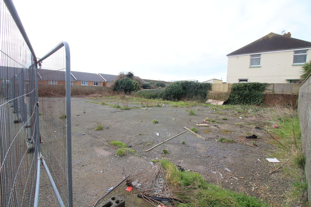 Property photo 2 of 7 Not Specified