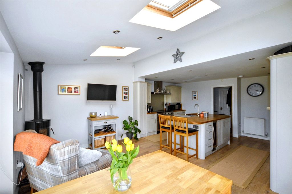 Property photo 1 of 21 Picture No. 20