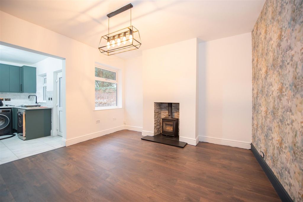 Property photo 3 of 13 Dining Room