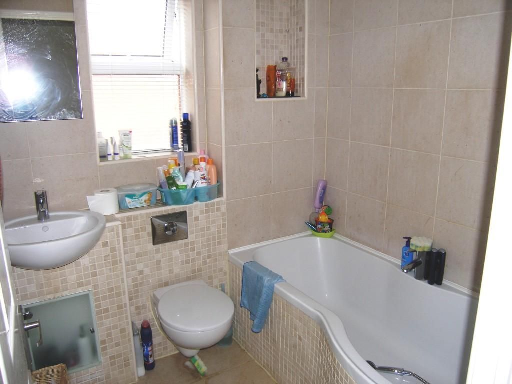 Property photo 3 of 5 5Bf0E1dc28c80F83F666Fa32F4B41Cea