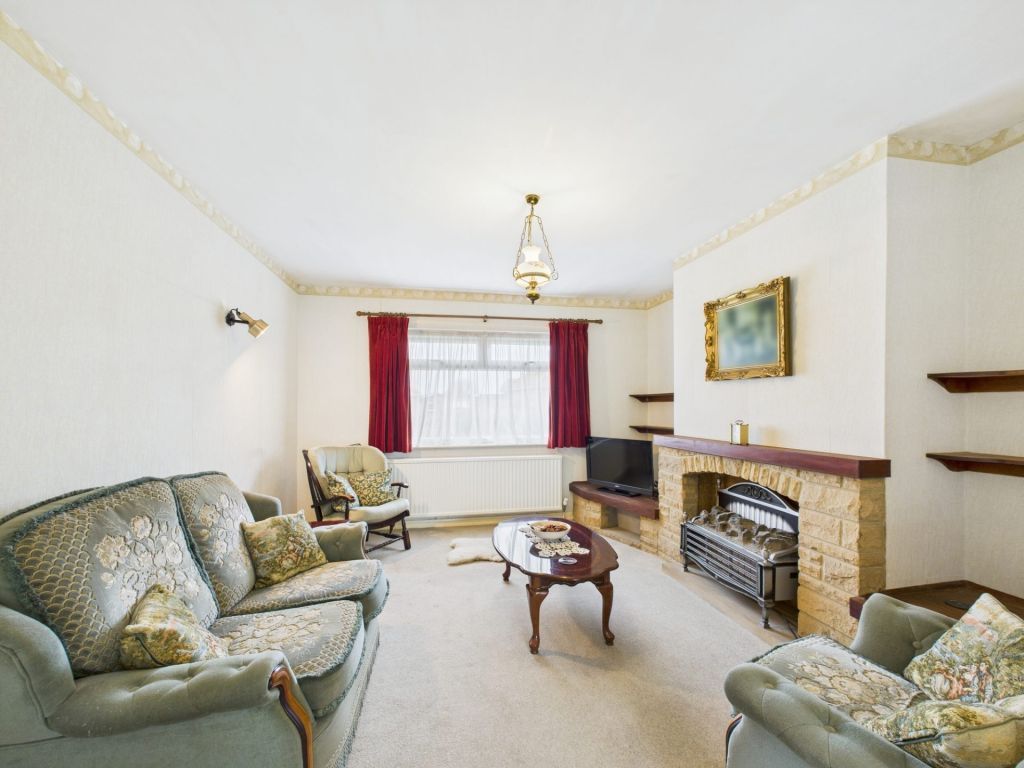 Property photo 2 of 20