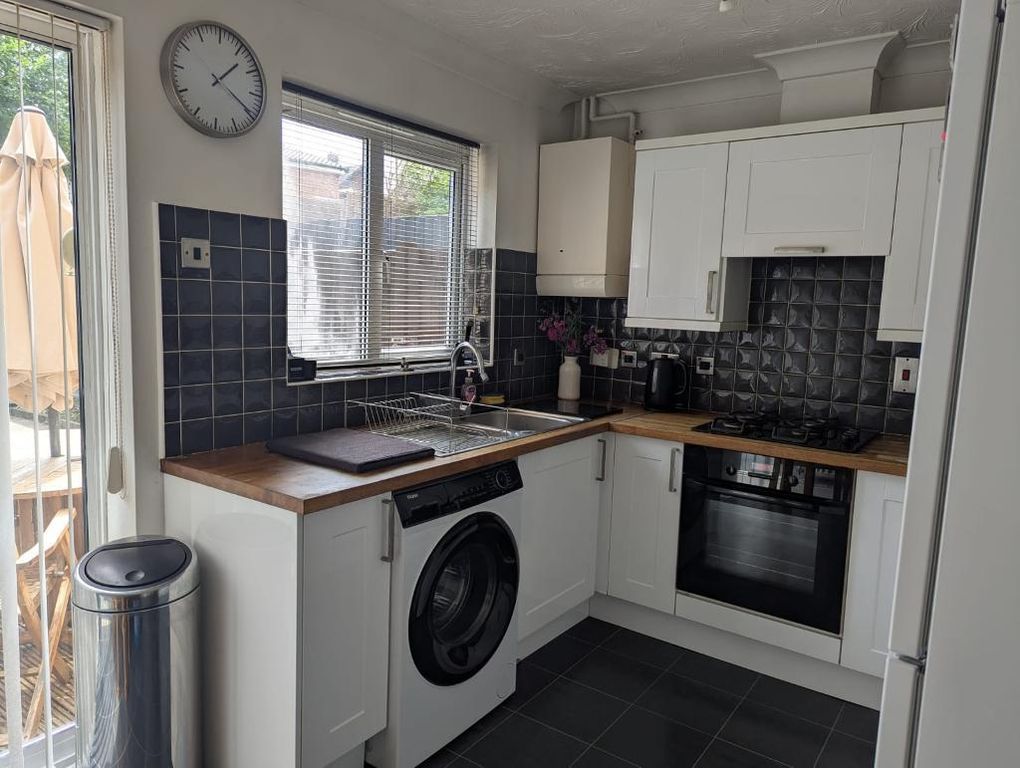 Property photo 3 of 14
