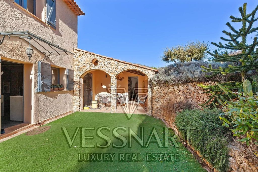 Property photo 3 of 13