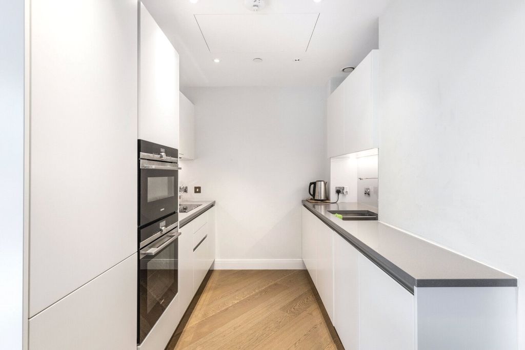Property photo 1 of 12 Kitchen