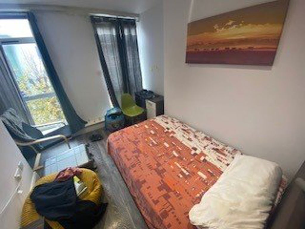 Property photo 1 of 3