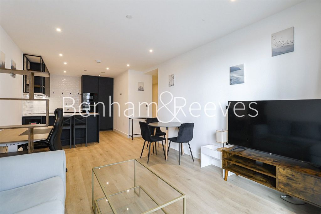 Property photo 1 of 17 Picture No. 06