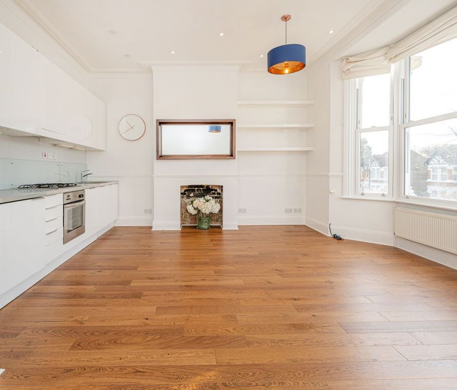 Property photo 2 of 18