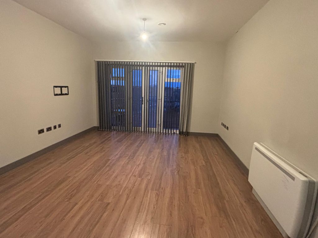 Property photo 3 of 5