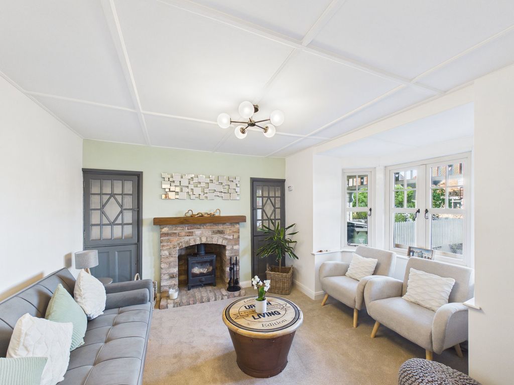 Property photo 3 of 21