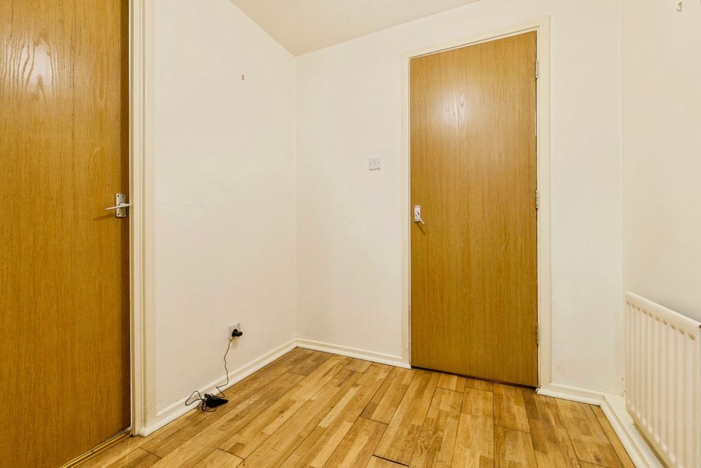 Property photo 2 of 18 Pbox-Img.Jpg