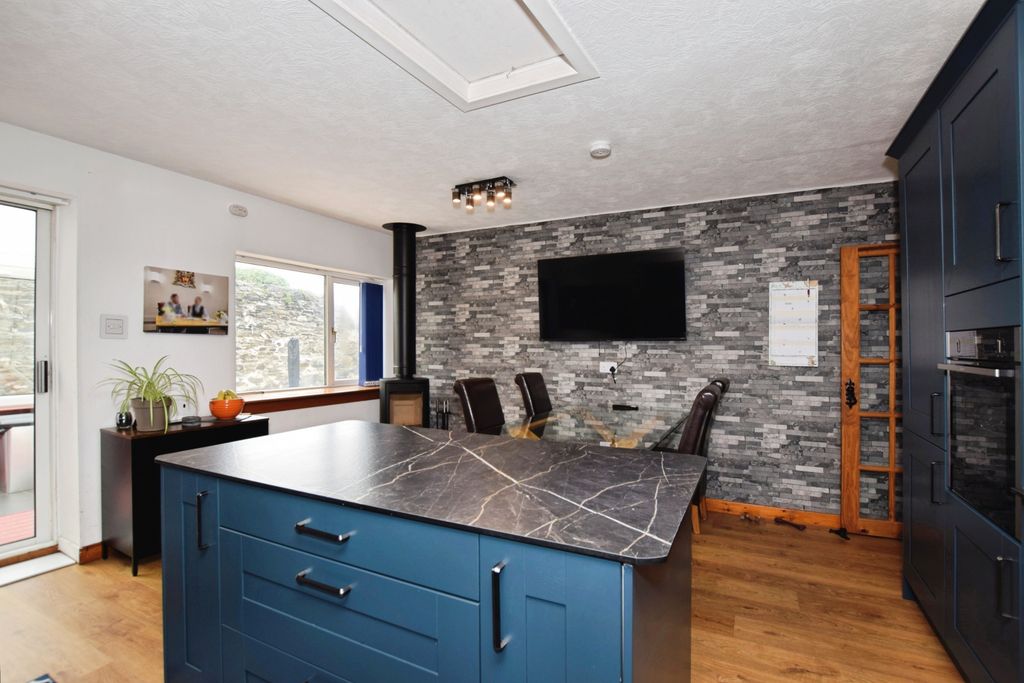 Property photo 3 of 54 Kitchen/Diner