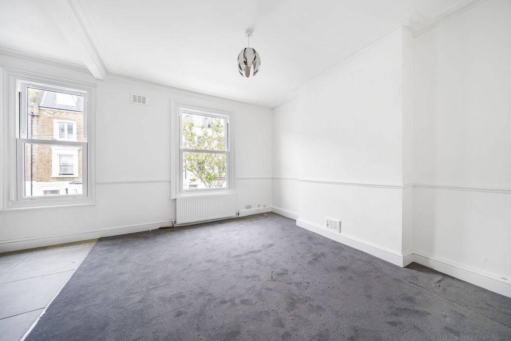 Property photo 3 of 9