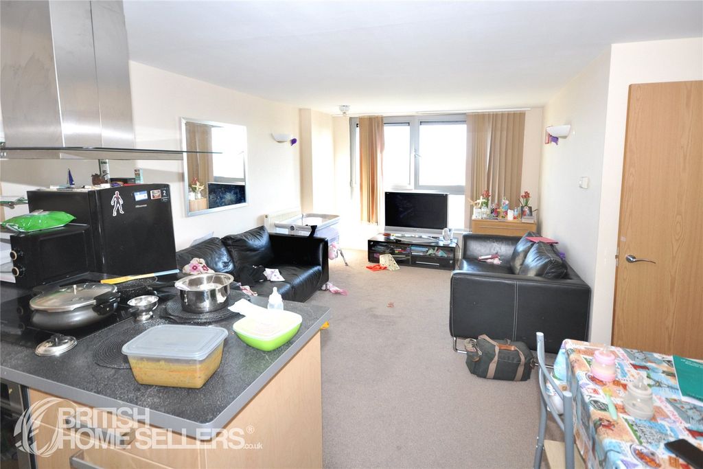 Property photo 3 of 14 3