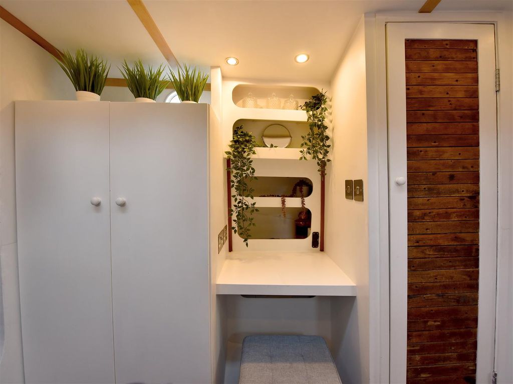 Property photo 3 of 7 Florence - 35.Jpg