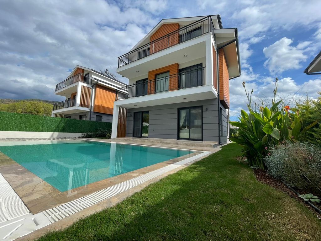 Property photo 3 of 19 New Ciftlik Villas- Modern Design