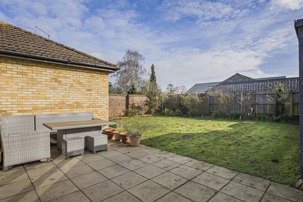 Property photo 2 of 14 20_74165.Jpg