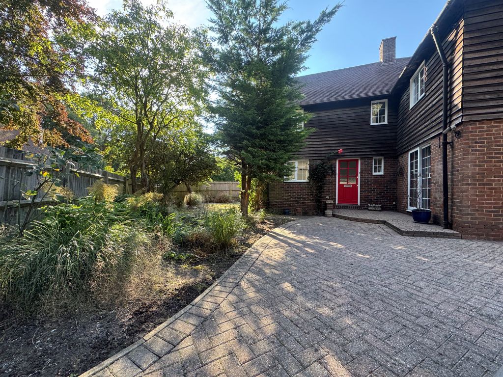 Property photo 2 of 22