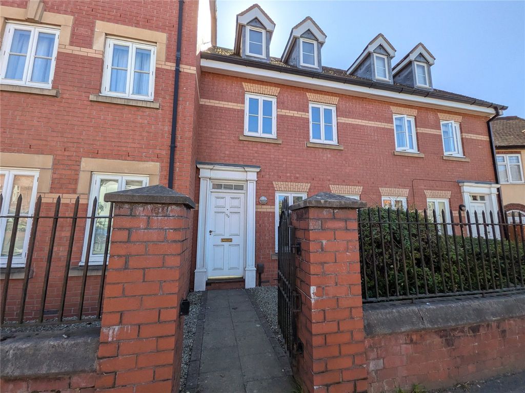 Property photo 2 of 15 Front