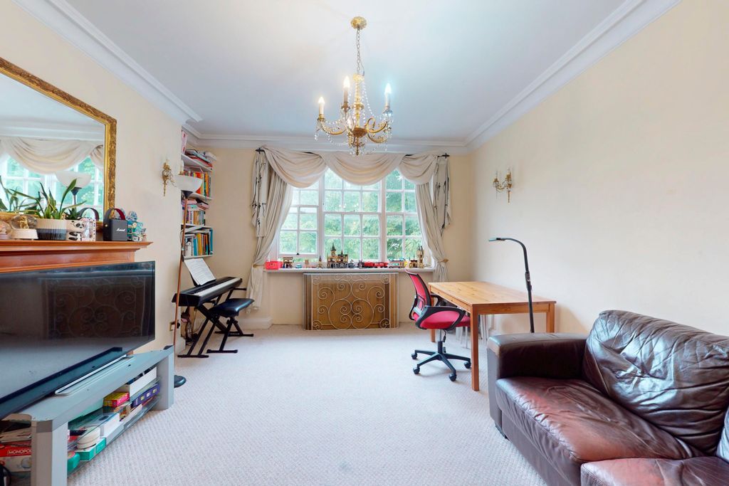 Property photo 2 of 11 Picture No. 10