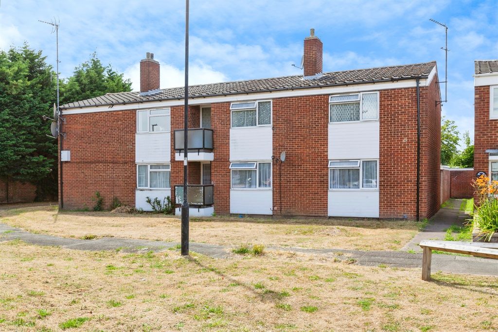 Property photo 1 of 17
