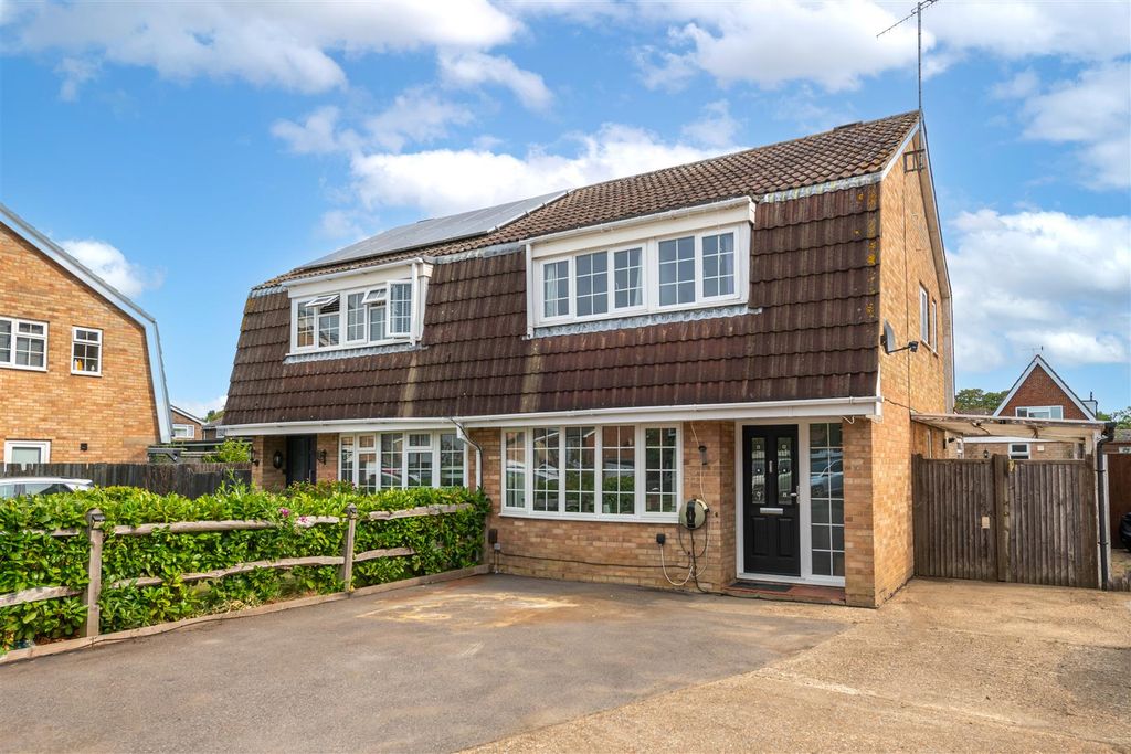 Property photo 1 of 20 6 Chesters Eternals-8 Sky.Jpg