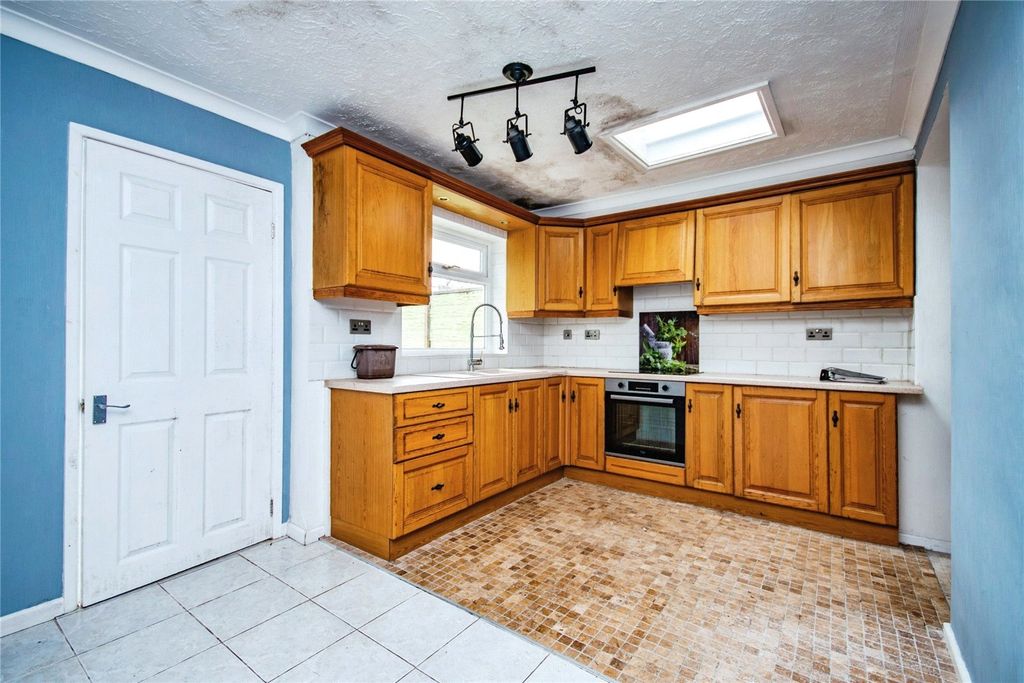 Property photo 3 of 23 Picture No. 04
