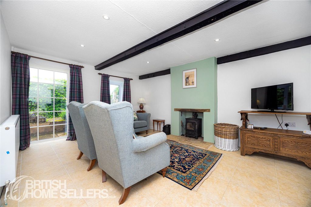 Property photo 2 of 16 Picture No. 05