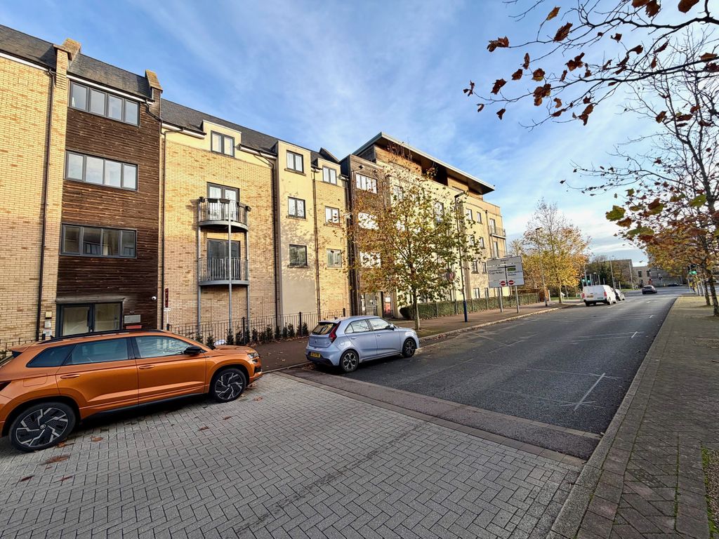 Property photo 1 of 7 View