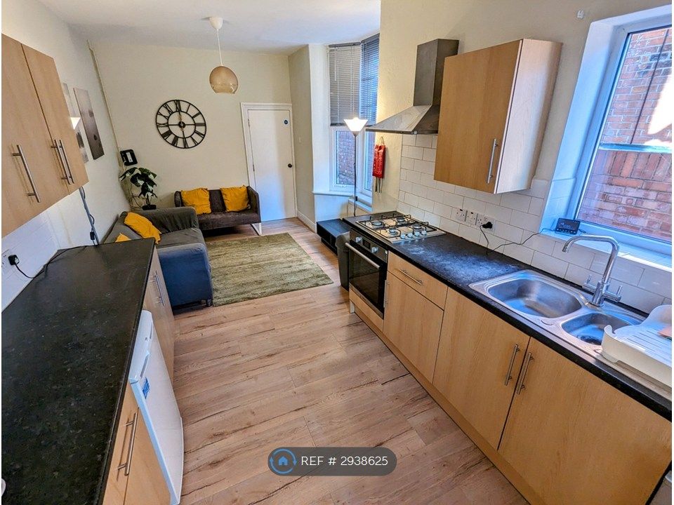 Property photo 3 of 8